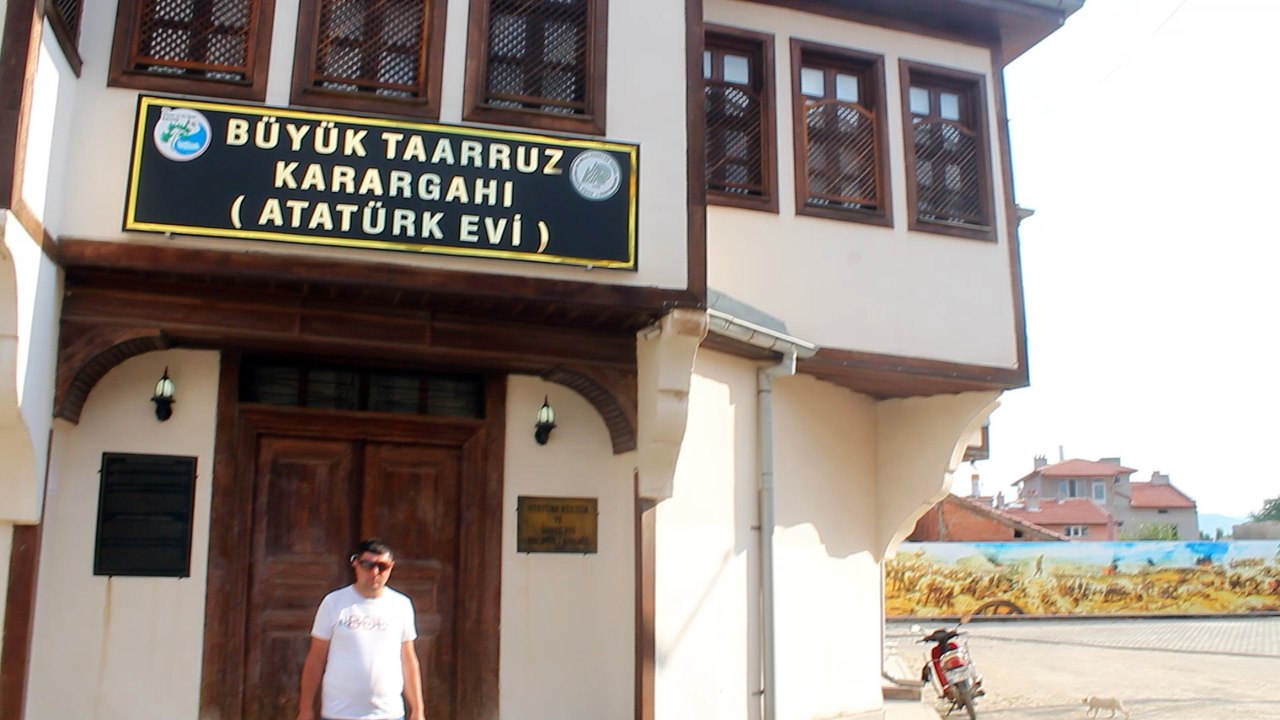 ŞUHUT ATATÜRK EVİ BAŞLANGIÇ HABİB AKALIN