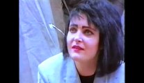 SIOUXSIE & THE BANSHEES – Siouxsie i/v ('London Calling', UK TV, 07 June 1984)