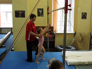 Спортивная гимнастика, 2 юношеский разряд у девочек. брусья
