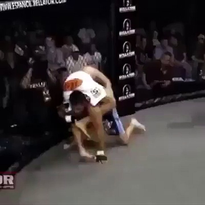 A rare standing inverted triangle choke.