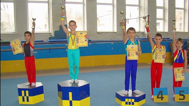 Спортивная гимнастика. (Ященко Денис 3 розряд, 7 лет). Тренер- Ягодин Сергей, Черкассы