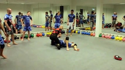 TEngu Kamp Metode-Tacfit and street head manipulations.