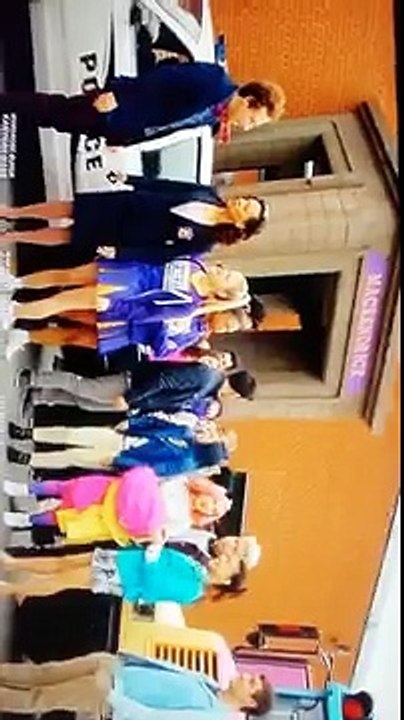 Heather and Calab kiss/ Make It Pop