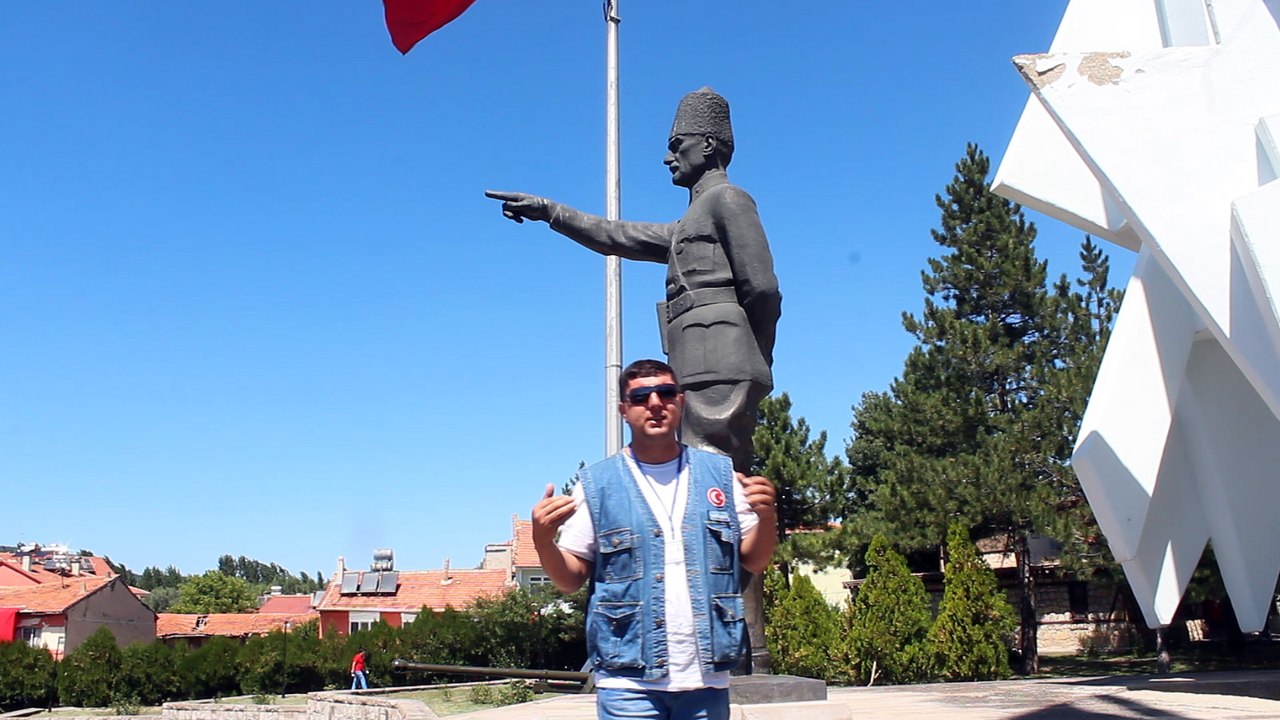 DUMLUPINAR İLK HEDEFİNİZİN AKDENİZDİR  İLERİ EMRİ ANITI