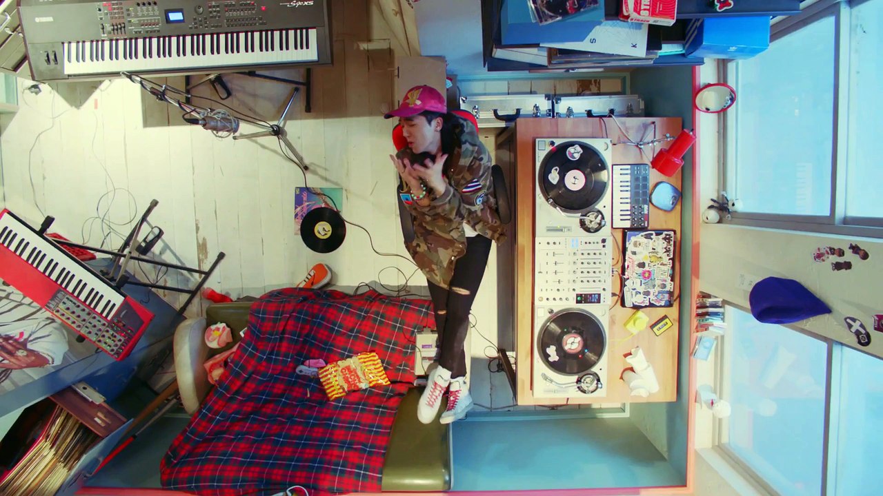 WINNER (위너) – SENTIMENTAL (센치해) – MUSIC VIDEO