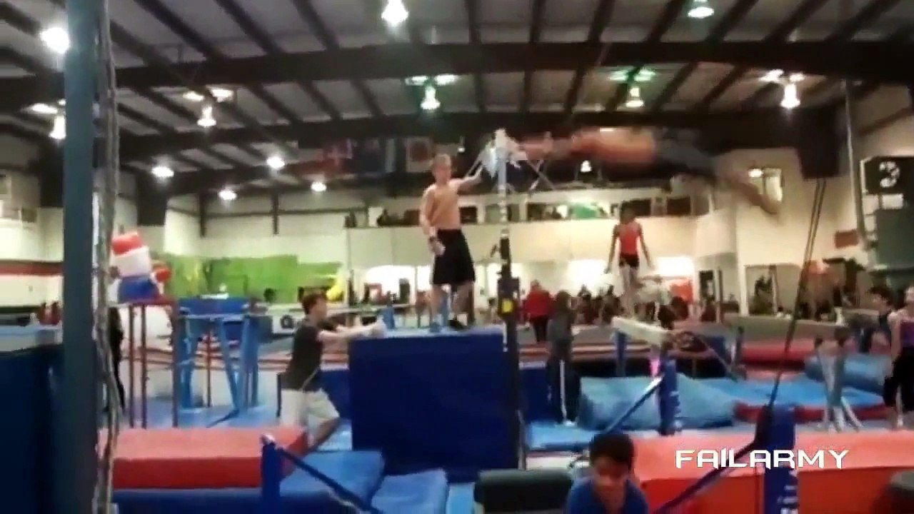 Ultimate Girls Fails of the Year 2014 || FailArmy