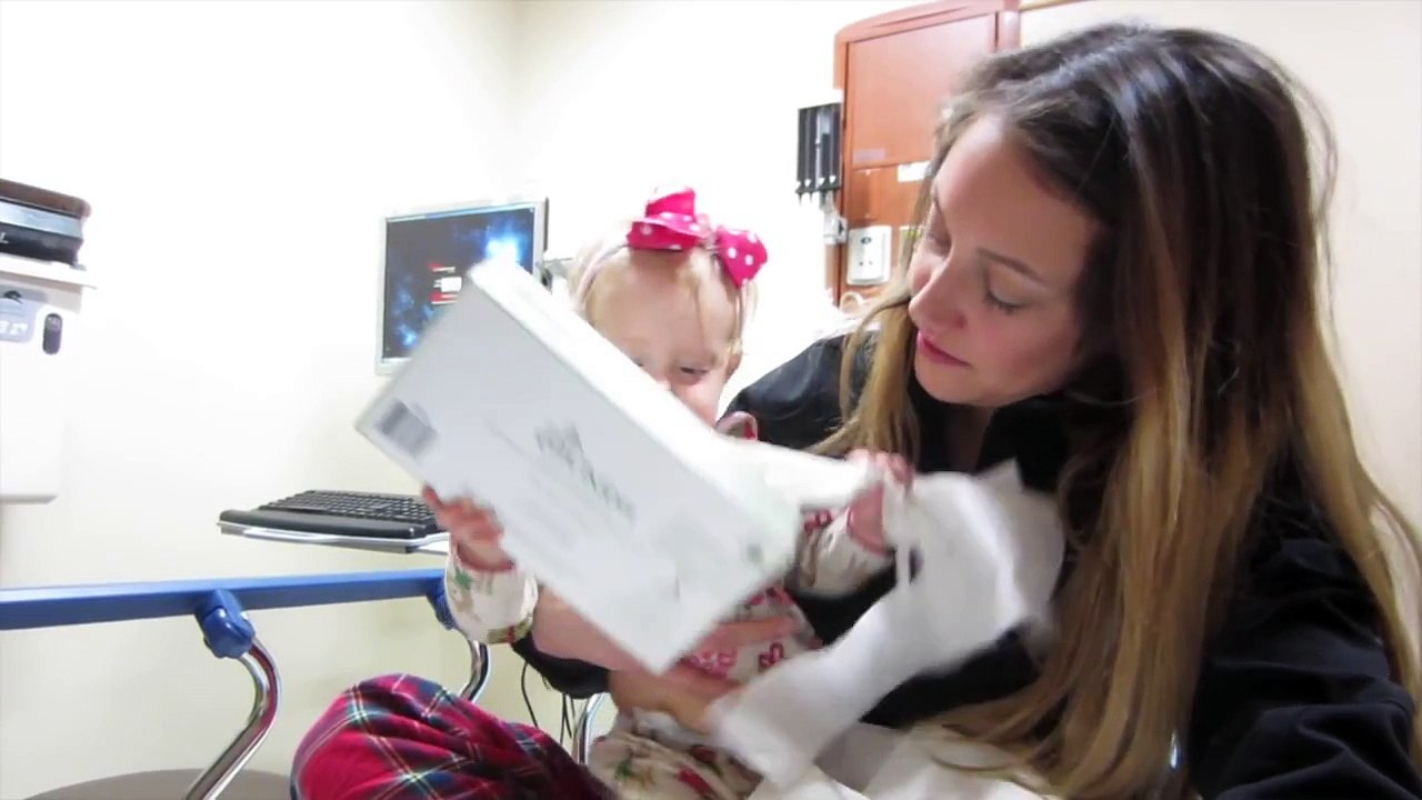 UNEXPECTED TRIP TO THE ER FOR BABY JAKA! - DAILY VLOG 276