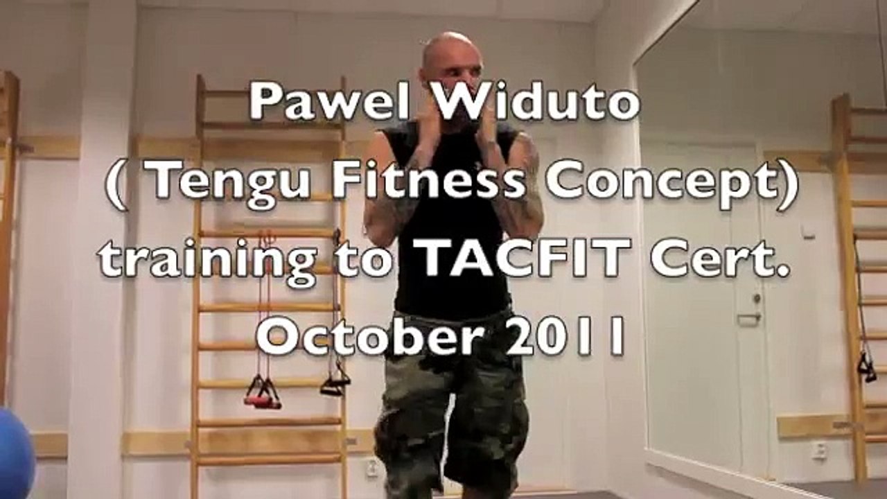 Pawel Widuto (Tengu Fitness Concept) training to TACFIT cert in oct 2011