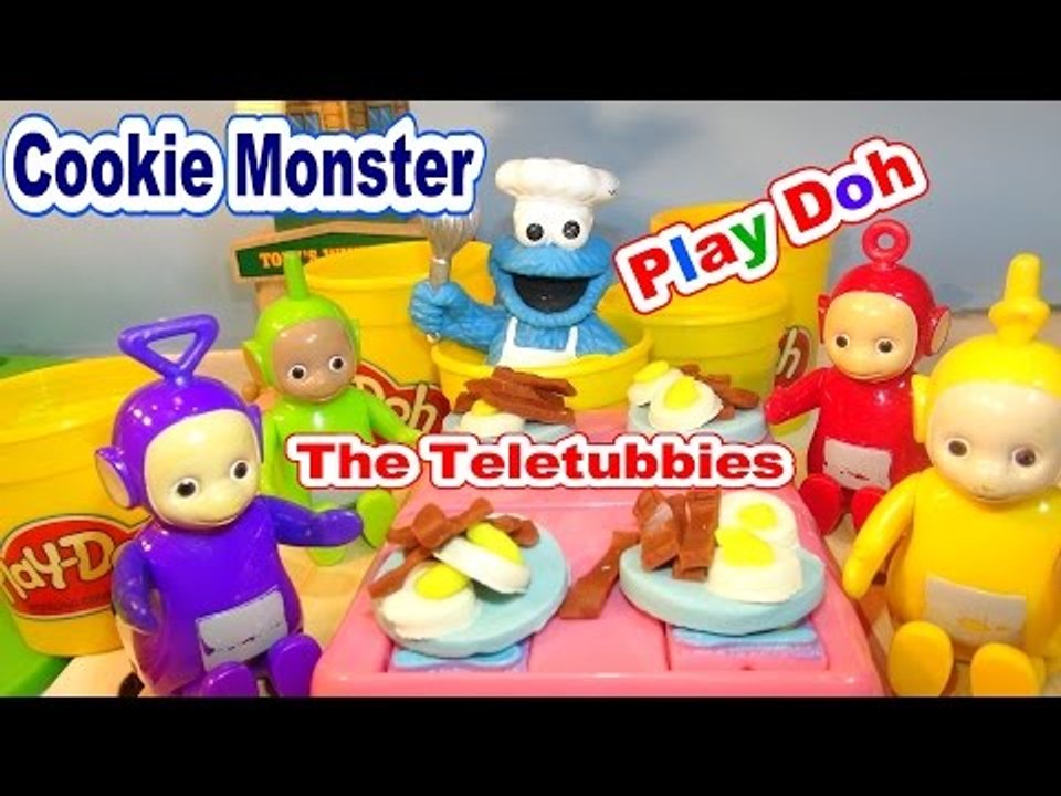Cookie Monster Chef makes Play Doh Bacon and Eggs for the Teletubbies by Top YouTube Channel for Kid