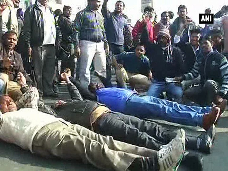 MCD workers protest outside Kapil Mishra's house