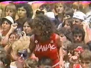 - Live Wire -  (Mötley Crüe)