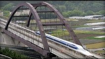 (Speed 603 km/h) Japanese Maglev Train Breaks the World Record