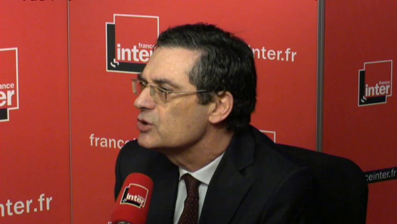 Patrick Devedjian répond aux questions des auditeurs