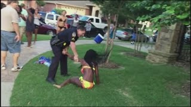 Texas pool party cop suspended after pulling gun