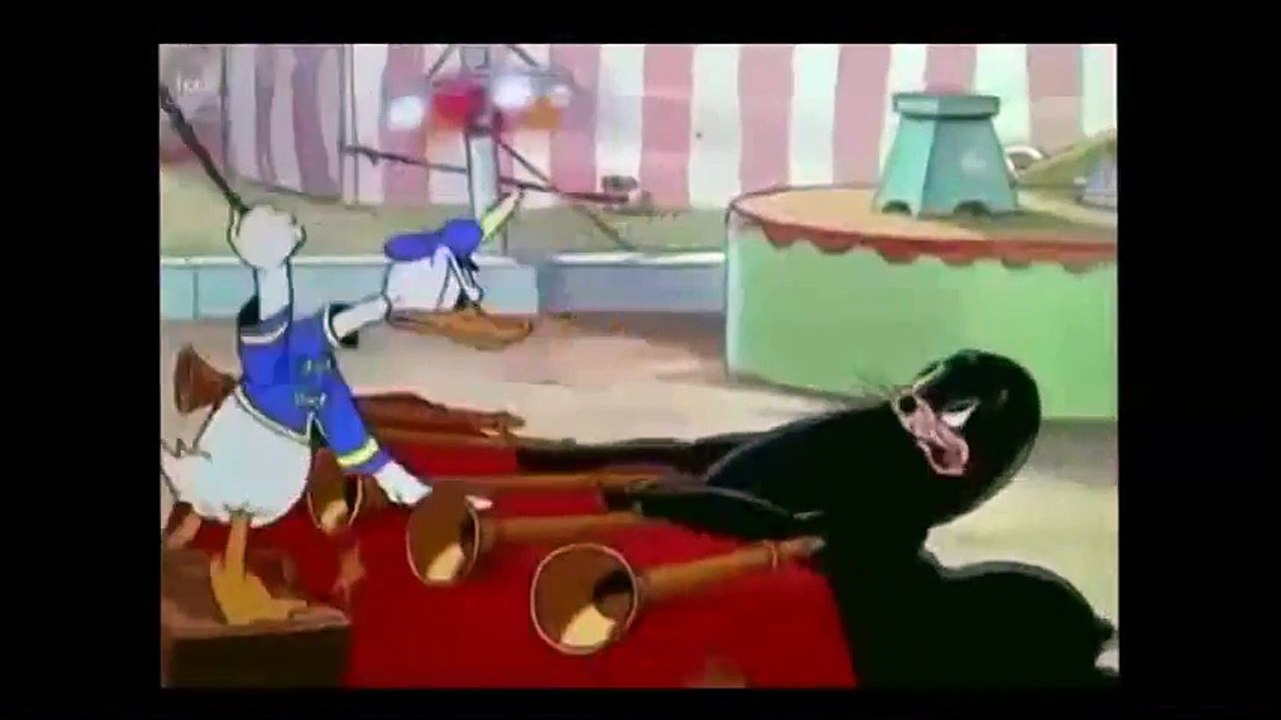 Dessin animée La Maison De Mickey Mickey au Pays Des Merveilles