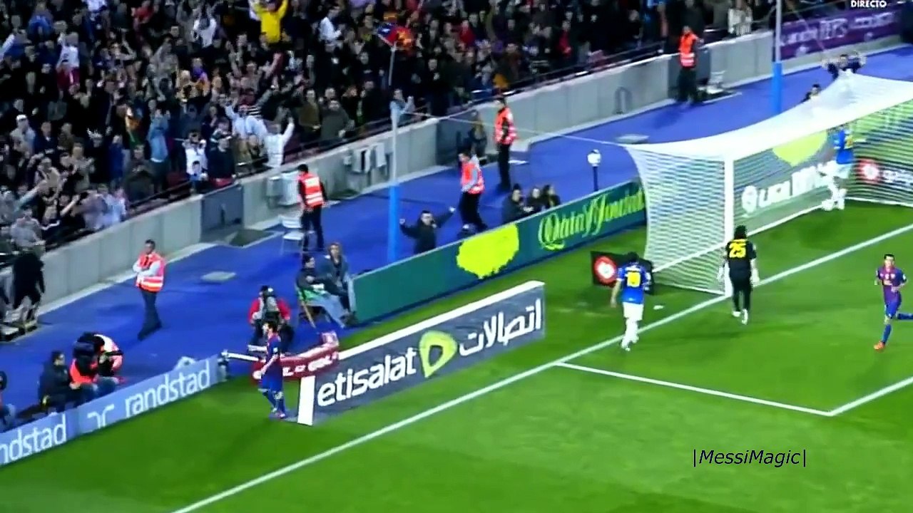 Lionel Messi - The Top 10 Goals with INSANE Ball Controls