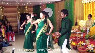 Wedding Holud Shondha Dance Performance