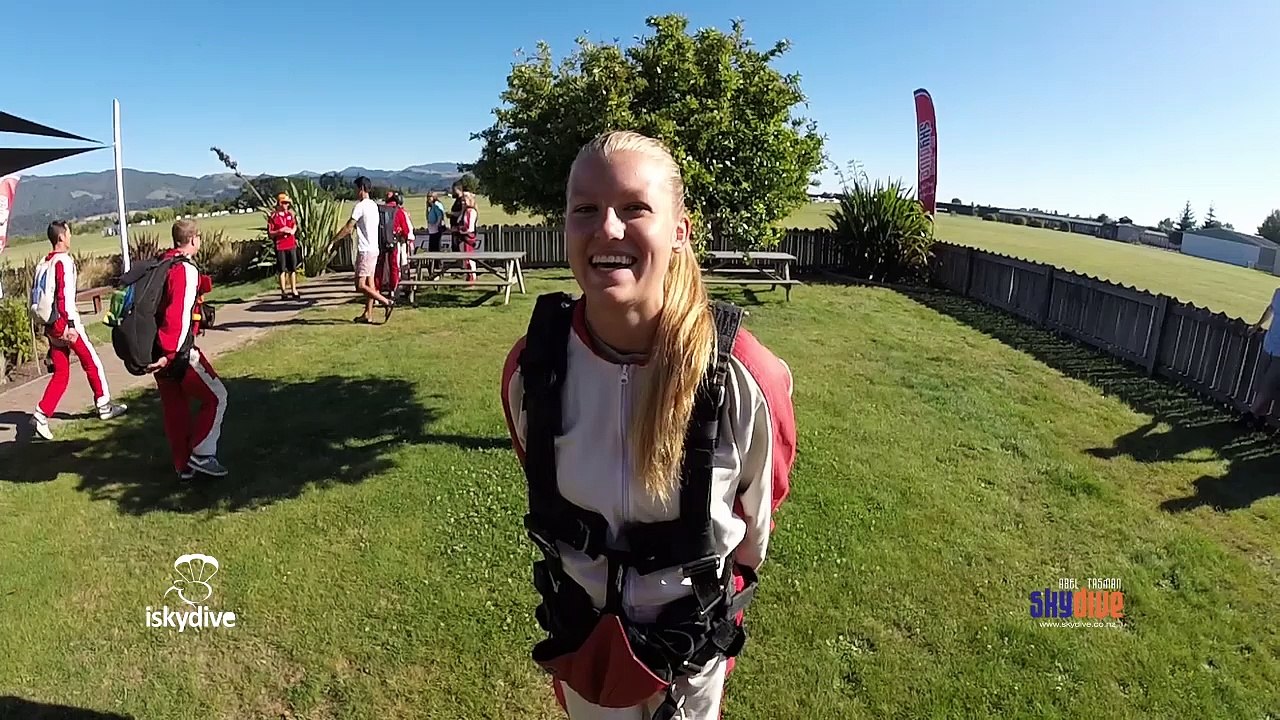Skydive Abel Tasman Nationalpark 2016