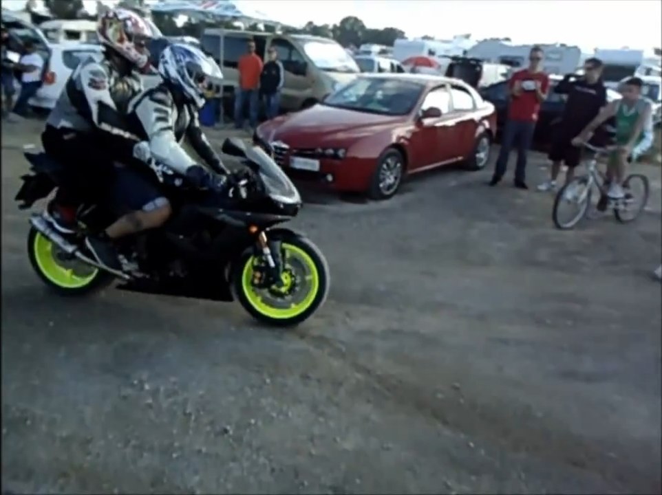 Yamaha R6 al corte exhaust jerez HD