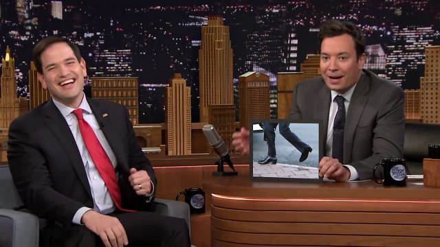 Marco Rubio plaisante sur ses hauts talons