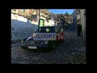 Report TV - Zjarri shuan pedagogun e gjuhës ruse, 82-vjeçari digjet në banesë