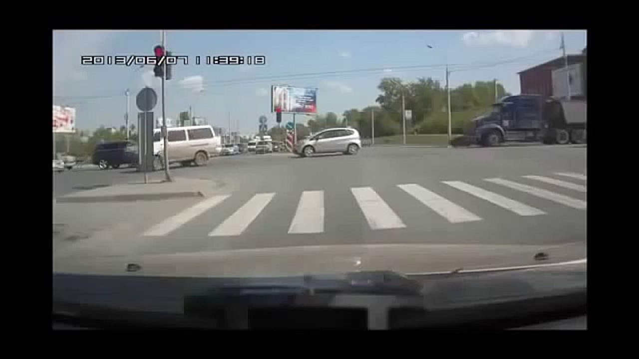 Крутой водитель на джипе не на того нарвался