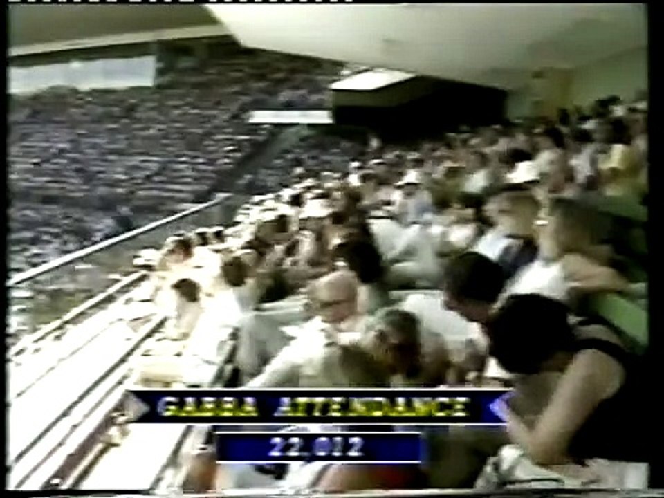 ARROGANT VIV RICHARDS HUGE SIX! vs Australia Gabba 1984 85