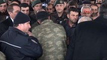 Gaziantep Şehit Özel Harekat Polisi Taner Cinpolat'ın Cenazesi Son Yolculuğuna Uğurlanıyor-1