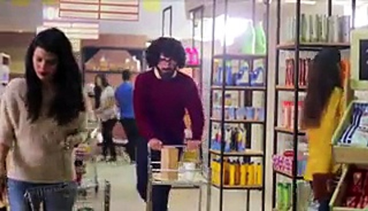 What Lady Said to Hamza When He Offered Her a Tea ?? Behind the Scenes of Lipton Ad. interesting incident