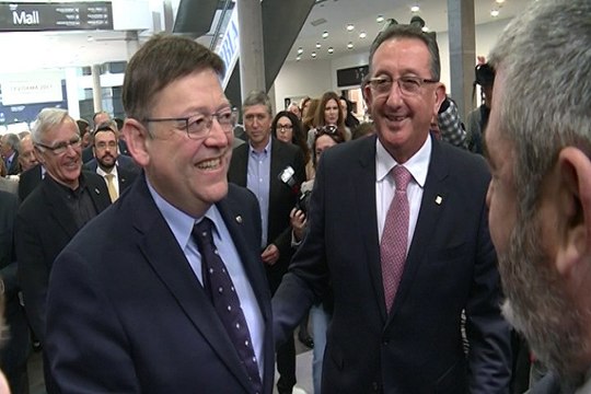 Puig ve posible un Gobierno entre PSOE, Podemos y C's