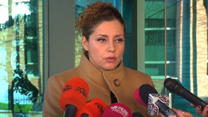 BLUSHI KEMBENGUL PER ZGJEDHJE NE PS,XHACKA “KEMI MODELIN E LABURISTEVE” LAJM mpg