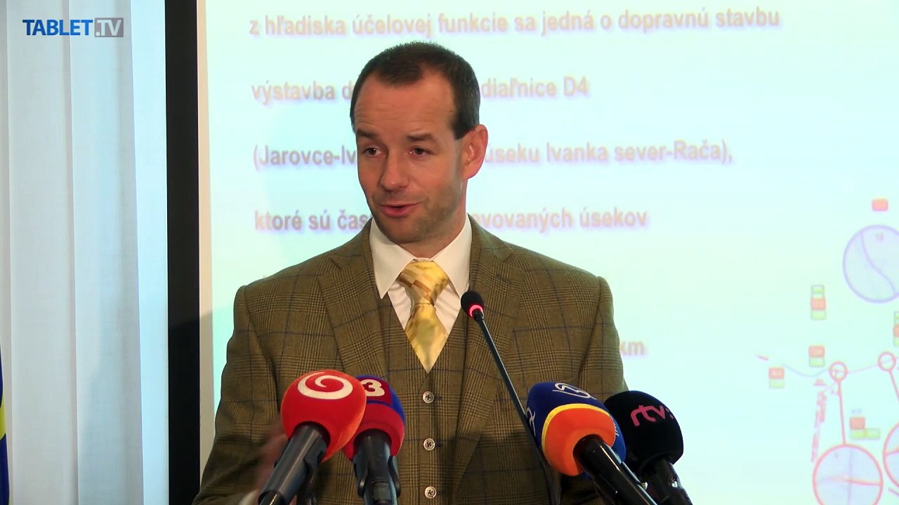 ZÁZNAM: Rezort dopravy si vybral, kto postaví obchvat Bratislavy