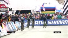 Ciclista achou que já tinha vencido a prova