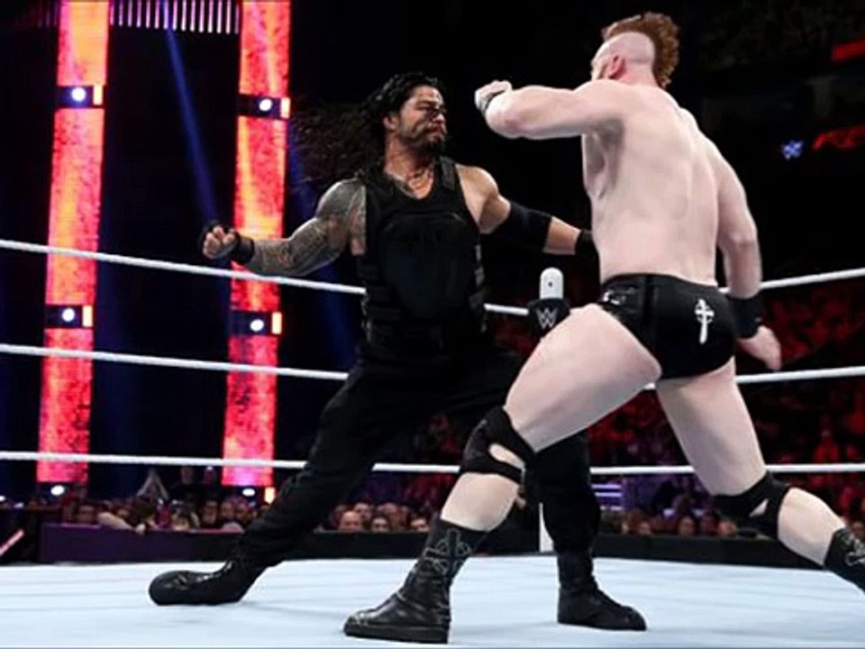 WWE Monday Night RAW 04/01/2016 Roman Reigns vs Sheamus World Heavyweight Championship