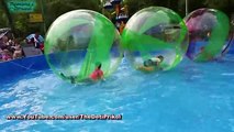Дети резвятся в водных шарах- ЗОРБАХ (water balls)! Приколы с Детьми!
