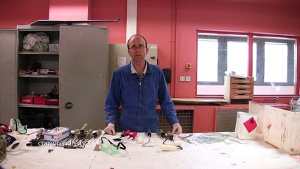 Composites : Stratification au contact d'un pont de canoë