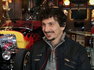 Rencontre avec Arnaud Tsamere, mordu de sport auto