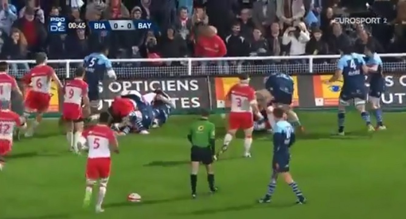 Une bagarre générale éclate lors du derby basque après 35 secondes de jeu