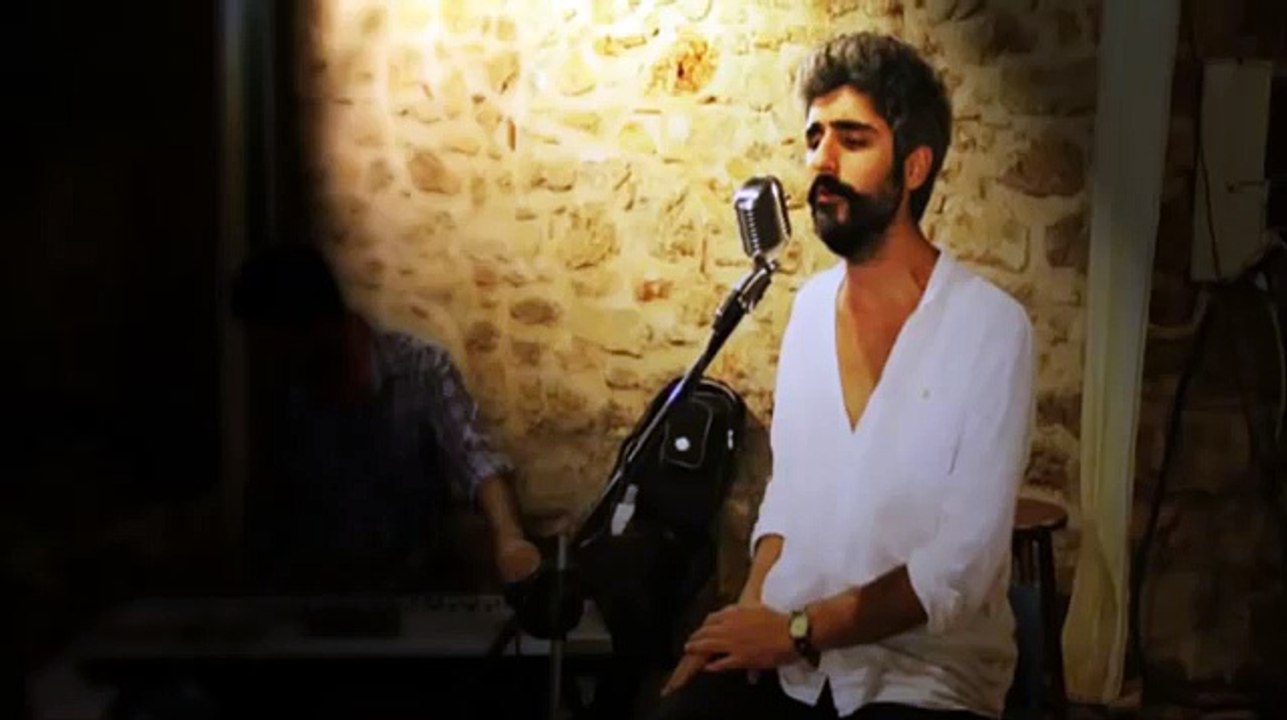 Manuş Baba-Evlerinin Önü Yonca