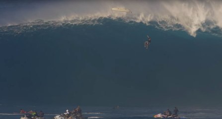 Surfer Drops 40 Feet in Insane Wipeout