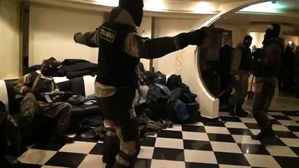 танец спецназа в ожидании захвата