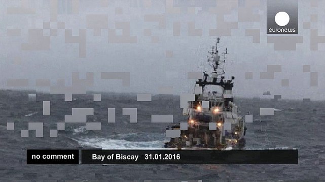 Stricken cargo ship heads for French coast