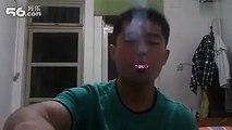 Çinli Adamın Sigara İle İnanılmaz Gösterisi! Yok Böyle Bir Ş