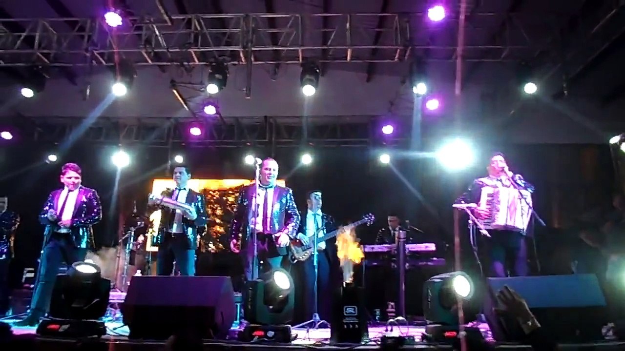 aaron y su grupo ilusion te vas te vas 2014