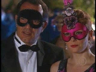 Beleza Pura - Sônia (Cena 261): Tomás chega a festa