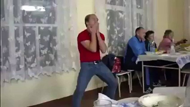 Когда включили твою любимую песню