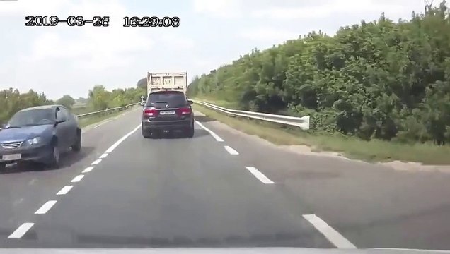 Плохо прикрутили колеса