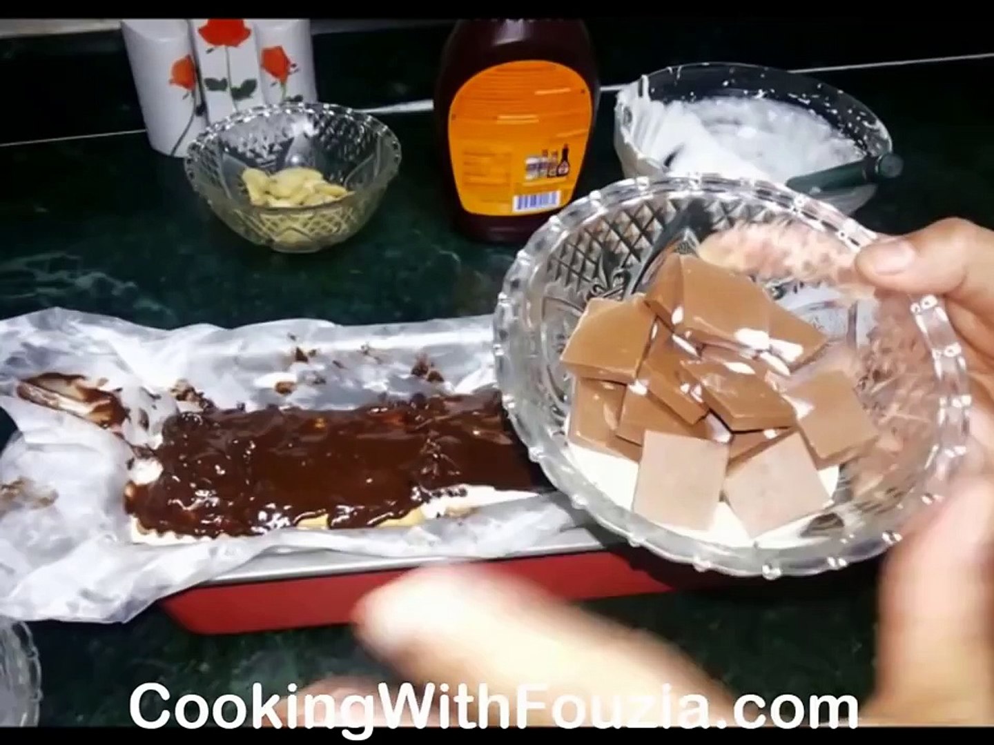 ⁣Chocolate Biscuit Cookie Cake   NO BAKE ( Cooking With Fouzia )