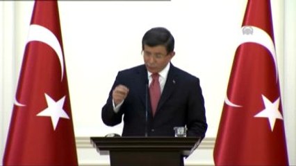 Davutoğlu: "Kimse Silahlarla Şu veya Bu İlçeyi Suriye'deki Benzer Görüntülerin İçine Sokamaz"