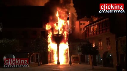 HOUSE BUILDING ON FIRE BURNING PONTEVEDRA (SPAIN) IN FIRE VIDEO COMPILATION - ESPAÑA COMPILACION VIDEOS de INCENDIO en PONTEVEDRA (GALICIA) centro PLAZA FERRERIA HERRERIA michelena 1-2-2016 EDIFICIO CASA EN LLAMAS QUEMANDOSE ARDIENDO ESPECTACULAR